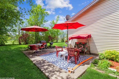 3 Purchase Ct, Lemont IL  60440-1317 exterior