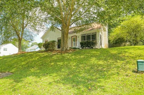 2030 Wellcrest Dr, Kennesaw, GA 30152-3395