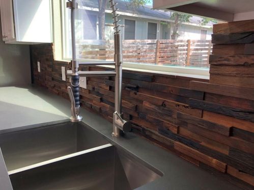 2917 16th St, Austin TX  78702-1540 exterior