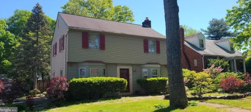 6 Linn St, Harrisburg, PA 17109-3903