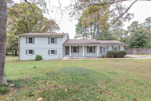 2112 Surrey Trl, Conyers GA  30013-2217 exterior