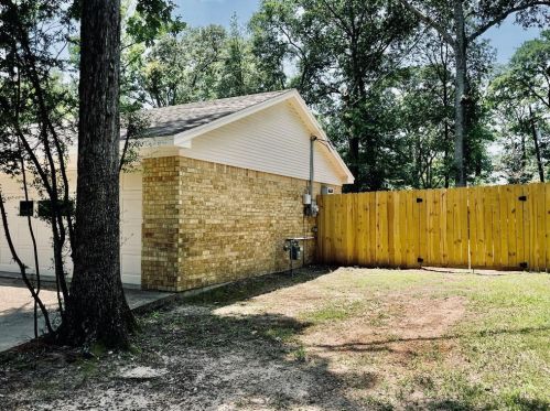 31 Palmetto Pl, Conroe TX  77304-1223 exterior
