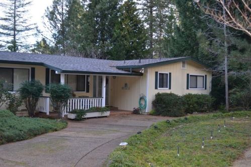 2828 Scenic Cir, Snowline Camp, CA 95709-9702