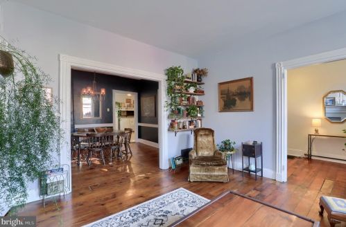 19 Howard Ave, Lancaster PA  17602-3603 exterior