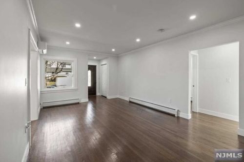 242 Williams Ave, Hasbrouck Heights NJ  07604-2127 exterior