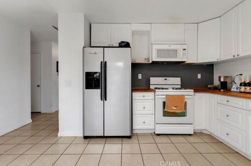 10474 Kemper Ave, El Mirage, CA 92301-2296