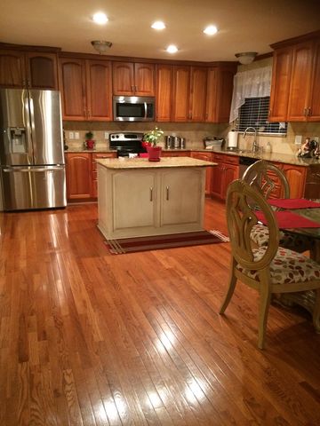 571 Meadowlark Rd, Orem, UT 84097-2356