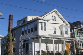 16 Mann Ave, Middletown, RI 02840-2773