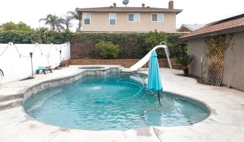 11568 Freedom Trl, Riverside CA  92503-5066 exterior