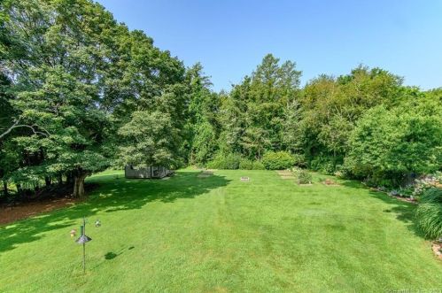 133 Cook Hill Rd, Killingly, CT 06239-3304