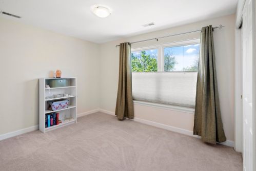 540 Commons Ct, Bannockburn IL  60015-4313 exterior