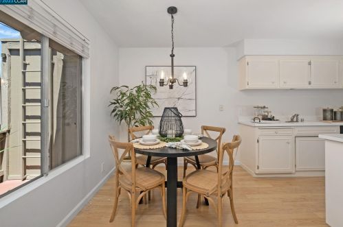 825 Oak Grove Rd, Concord CA  94518-3502 exterior