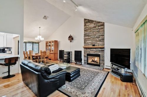 5 Rustic Way, Coventry, RI 02816-6648