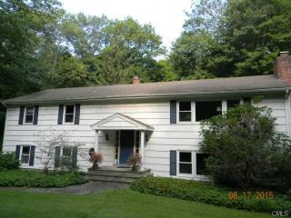 66 Hillbrook Rd, Wilton, CT 06897-1708