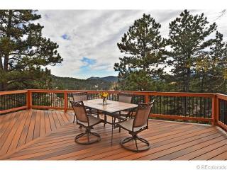 1435 Tamarac Dr, Lakewood, CO 80401