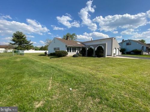 6 Pierson Pl, Erial, NJ 08081-2006