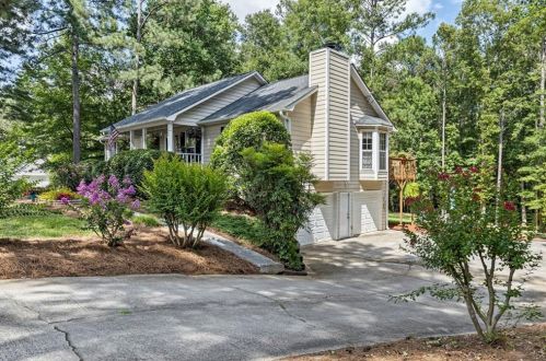 1029 Mein Mitchell Rd, Hiram, GA 30141-5823