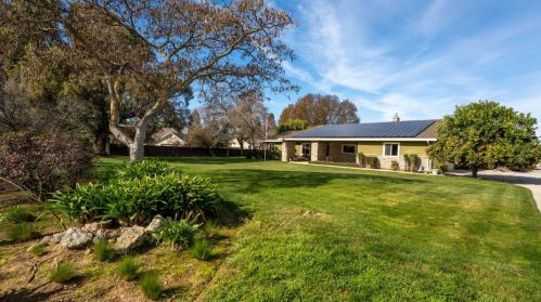 11765 Bennetta Ln, Gilroy, CA 95020-9224