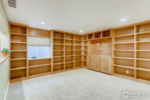 2011 Dailey Ln, Broomfield CO 80027 exterior