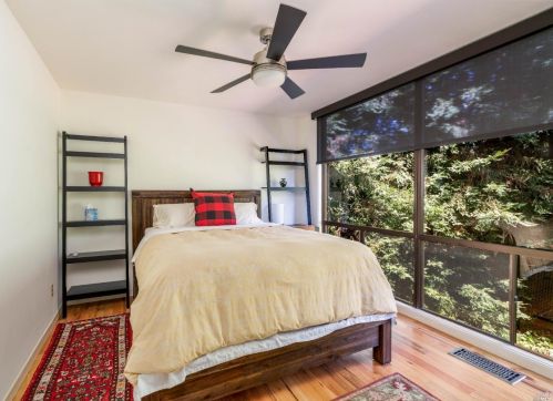 605 Dora Ave, Ukiah CA 95482-3926 exterior