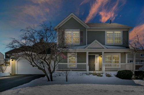 887 Forest View Way, Antioch, IL 60002-6216