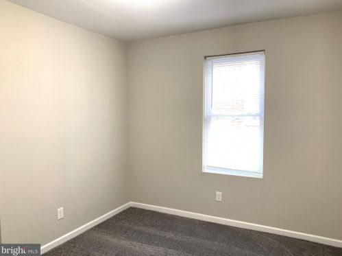 5316 12 St, Philadelphia PA 19122-4003 exterior