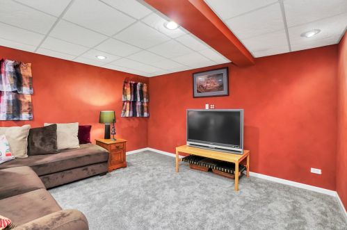 21 Lily Ct, Lemont IL  60440-3263 exterior