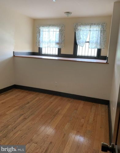 2036 19 St, Philadelphia PA 19121-4120 exterior