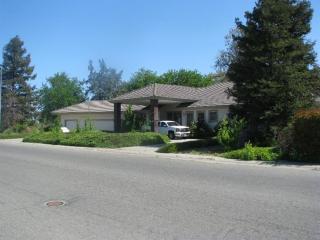 195 Country Club Dr, Colusa, CA 95932-3207