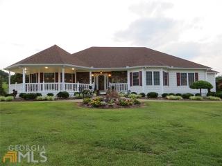 153 Bill Watkins Rd, Hoschton, GA 30548-2403