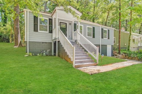 2836 Harlan Dr, Atlanta GA  30344-3704 exterior