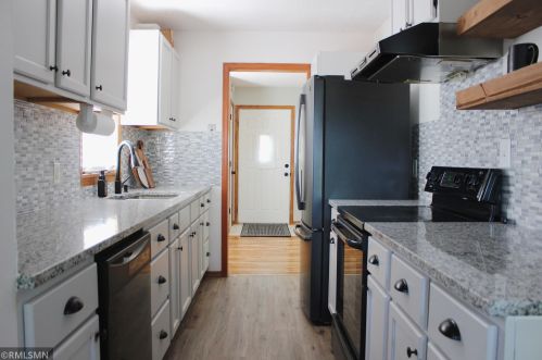 2160 Geranium Ave, Saint Paul MN  55119-3346 exterior