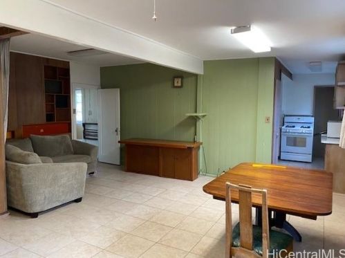 704 19th Ave, Honolulu HI  96816-4502 exterior