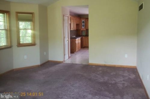 2272 Norwegian St, Primrose, PA 17901-1808