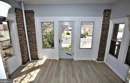 868 Parkside Ave, Trenton, NJ 08618-3411