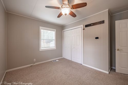 412 Cottage Row, Sycamore IL  60178-2107 exterior