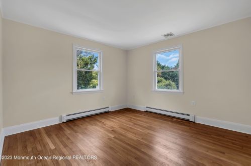 232 Cold Indian Spg Rd, Tinton Falls NJ 07712-3224 exterior