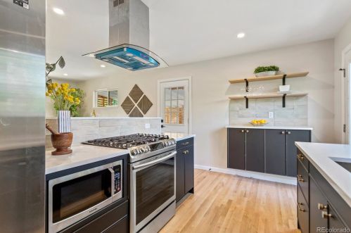 4861 Missouri Ave, Denver CO  80246-3243 exterior