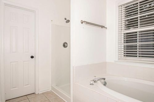 160 Parkside Dr, Stockbridge GA  30281-6902 exterior