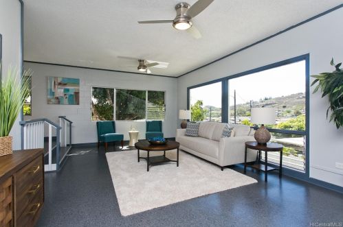 1553 Ala Aoloa Loop, Honolulu, HI 96819-1422