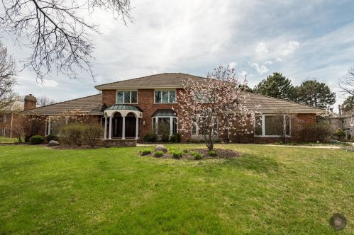 1618 Midwest Club Pkwy, Oak Brook, IL 60523-2584