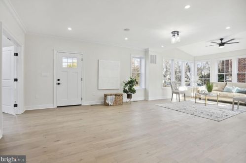 401 Boyd Ave, Silver Spring MD 20912-5404 exterior