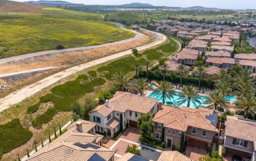 105 Coyote Brush, Irvine CA  92618-8873 exterior