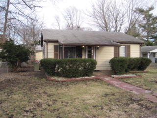 206 Crestwood St, Danville, IL 61833-7525