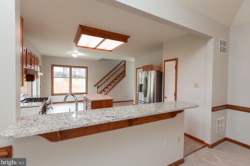 410 Wood End Ct, Charles Town WV  25414-5294 exterior