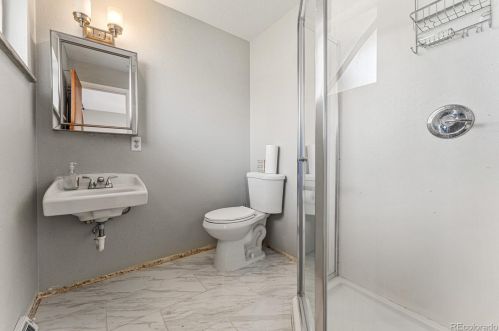 8345 Costilla Pl, Englewood CO 80112-1332 exterior