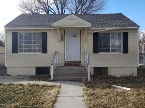 672 Pershing St, Craig, CO 81625-3004