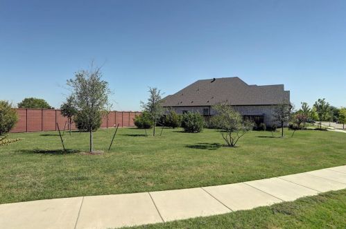 7205 York St, Fort Worth TX  76180 exterior