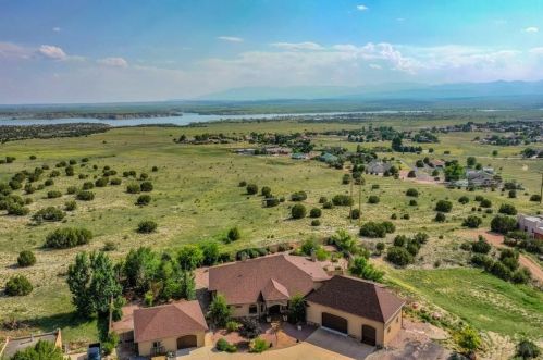 122 Linden Ave, Pueblo, CO 81007-1743