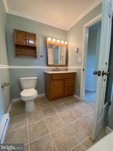 451 Coreopsis Dr, Lancaster PA  17602-1152 exterior